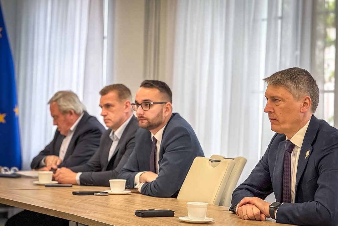 parlamentarzysci u wojewody1